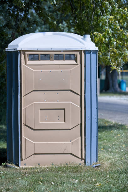 Best Portable toilet rental cost  in Willoughby, OH